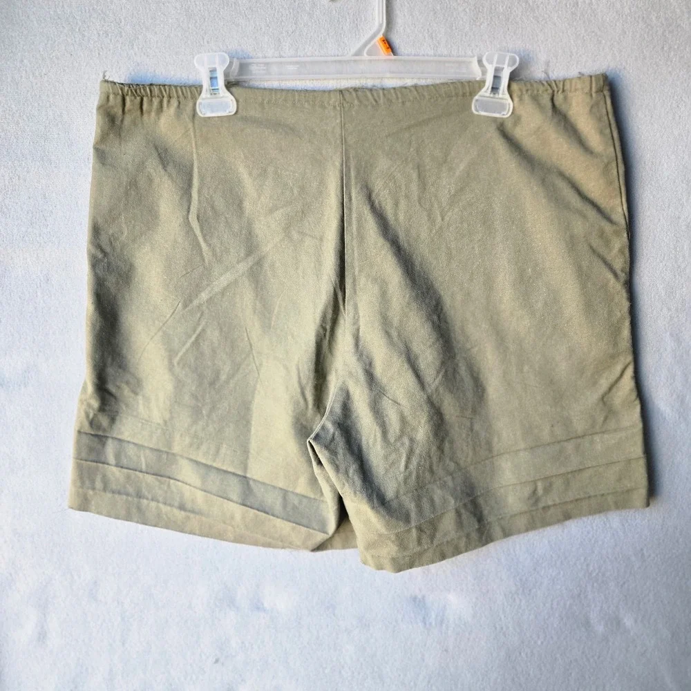 Pretty Lavish Olive Green Linen Blend Cropped Shirt and Shorts Set Size 10‎